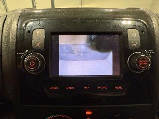 Peugeot Boxer 2.2BlueHDI 103kW L3H2 Premium picture 38