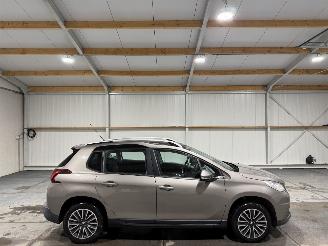 Unfallwagen Peugeot 2008 1.2PureTech 60kW Automaat Blue Lion 2016/9