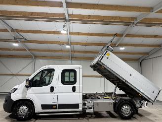 dañado vehículos comerciales Peugeot Boxer 2.2BlueHDI 121kW Zwaar Kiper PRO DC 2020/9