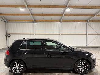 skadebil auto Volkswagen Golf 1.4TSI 92kW Connected Series 2016/5