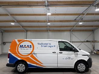 damaged commercial vehicles Volkswagen Transporter 2.0TDI 81kW Airco L2H1 Comfortline 2023/5
