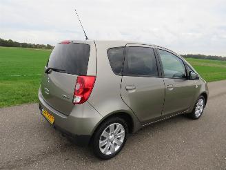 Auto incidentate Mitsubishi Colt 1.3 Edition Two  Automaat  75.000km nap Airco  5Drs  2011 2011/8