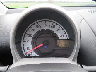 Toyota Aygo 1.0 12v + 5drs Airco 2008-11 picture 14