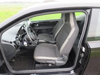 Volkswagen Up! 1.0 Up 84.000km Nap!!!! High up Navigatie Airco  [ Nieuwstaat picture 8