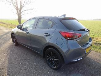 Schadeauto Mazda 2 1.5 Hybride Elektrisch Benzine  ky activ-G Signature Camera / Navi / CarPlay / DAB / Stoel-Stuur Verwarming 2020/8