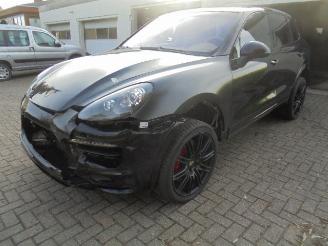 Voiture accidenté Porsche Cayenne cayenne 4.98 TURBO 2012/5