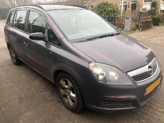 Avarii autoturisme Opel Zafira Zafira 1.6 Enjoy 2005/10