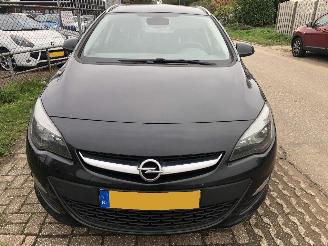 uszkodzony samochody osobowe Opel Astra Astra Sports Tourer 1.6 CDTi Business 2014/11