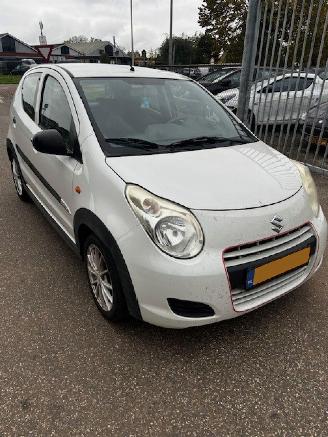 Unfallwagen Suzuki Alto  2010/9