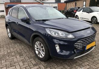 Ford Kuga 2.5 PHEV Titanium picture 3
