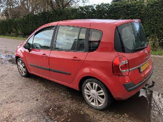 Damaged car Renault Grand-modus Grand Modus 1.6-16V Dynamique 2010/6