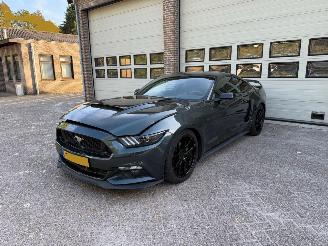 skadebil auto Ford Mustang Fastback 2.3 Automaat Leder 75863 Km ! 2015/9