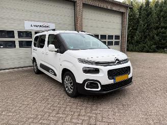 damaged passenger cars Citroën Berlingo 1.2 Puretech Live 7P Cruise Navi Clima 91969 Km ! 2019/1