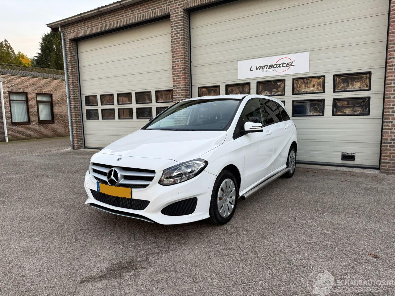 Mercedes B-klasse 220d Ambition Automaat Navi Cruise 106150 Km NAP !