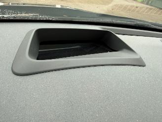 Toyota Yaris 1.5 VVT-i Style Head-Up Navi Clima Cruise 34611 Km ! picture 15