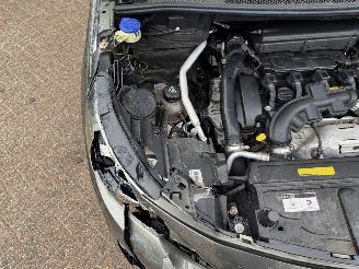 Peugeot 3008 1.6 e-THP Allure Automaat Navi Clima Cruise picture 17