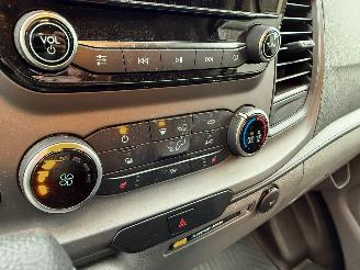 Ford Transit Custom 340 2.0 TDCI L2H1 Automaat Navi Cruise 77607 Km NAP ! picture 12