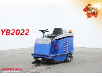 uszkodzony maszyny Mitsubishi  95 BJ 2022 33Hrs! Kehrmaschine / Veegmachine 2022/1