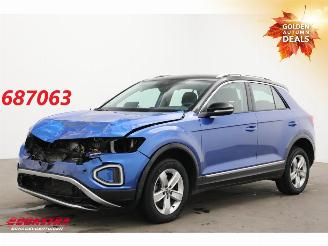 Schadeauto Volkswagen T-Roc 2.0 TDI DSG 4Motion Style LED ACC Navi Clima Camera SHZ AHK 2023/7