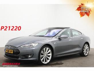 uszkodzony samochody osobowe Tesla Model S P85+ Pano Leder Camera SHZ 2013/11