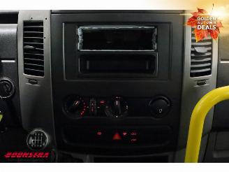 Volkswagen Crafter 2.0 TDI L2-H2 Behindertengerecht Rolstoellift 9-Pers. Euro 5 picture 16