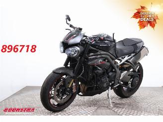 Vaurioauto  motor cycles Triumph Speed Triple 1050 RS ABS Arrow Heizgriffe Cruise 21.402 km! 2018/6