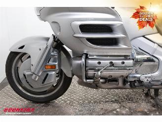 Honda GL 1800 Gold Wing Navi Radio Cruise SHZ Heizgriffe 54.718 km! picture 10