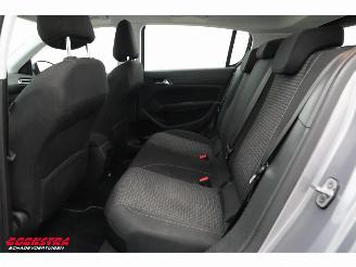 Peugeot 308 1.2 PureTech Active Navi Clima Cruise PDC AHK 151.469 km!. picture 15