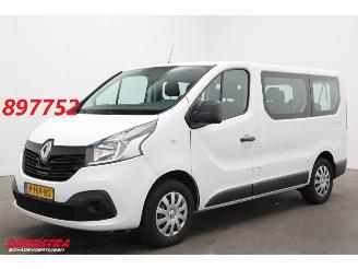 krockskadad bil bedrijf Renault Trafic Passenger 1.6 dCi Expression 9-Pers. Airco 2017/10