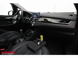 BMW 2-serie Gran Tourer 220i Luxury LED Leder HUD Navi Clima Cruise SHZ picture 13