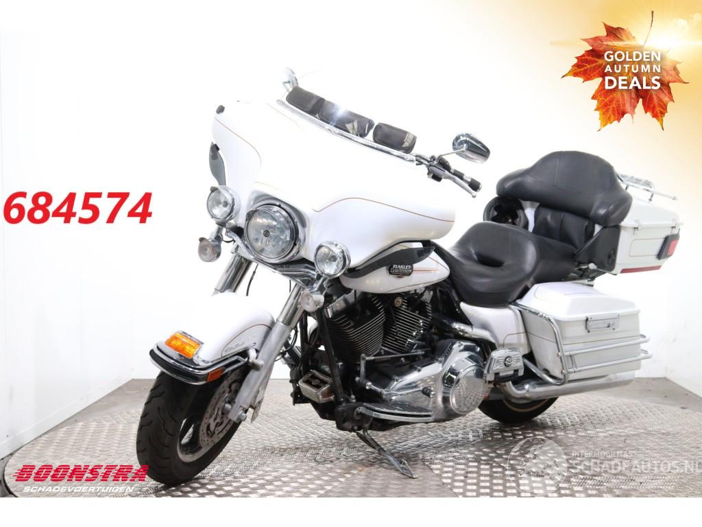 Harley-Davidson  FLHTCU Ultra Classic Sreaming Eagle Cruise