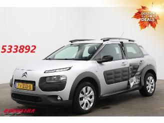 krockskadad bil auto Citroën C4 cactus 1.2 PureTech Feel Airco Navi PDC 2017/9