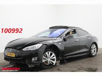 Unfallwagen Tesla Model S 85D Panorama Autopilot Leder 2015/11