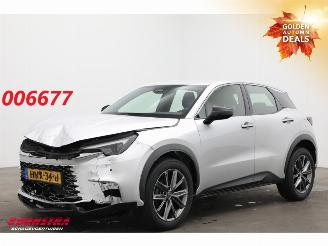 krockskadad bil auto Lexus LBX 1.5 VVT-iE HEV Elegance 2WD Clima ACC Navi Leder SHZ Camera 2024/9