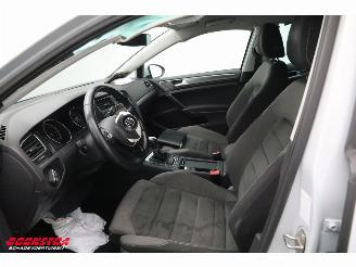 Volkswagen Golf 1.6 TDI DSG Highline R-Line ACC SHZ Clima Navi Camera picture 16