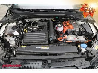 Volkswagen Golf 1.4 eHybrid GTE LED ACC LRHZ Navi Clima Camera SHZ picture 8