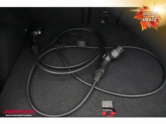 Volkswagen Golf 1.4 eHybrid GTE LED ACC LRHZ Navi Clima Camera SHZ picture 30