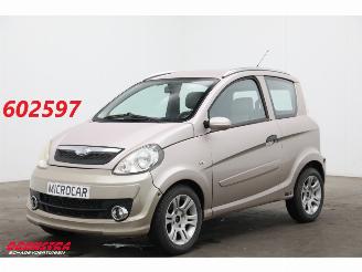 Vaurioauto  microcars Microcar  M.Go SXI Radio/CD LMV 19.018 km! 2009/4