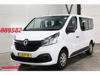 krockskadad bil bedrijf Renault Trafic Passenger 1.6 dCi Expression 9-Pers. Airco 2018/5