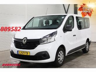 krockskadad bil bedrijf Renault Trafic Passenger 1.6 dCi Expression 9-Pers. Airco 2018/5