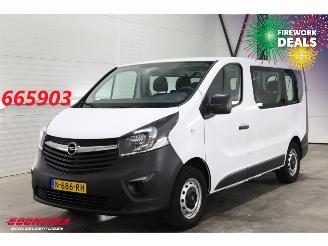 krockskadad bil bedrijf Opel Vivaro 1.6 CDTI 9-Pers. Navi Airco PDC 2017/8