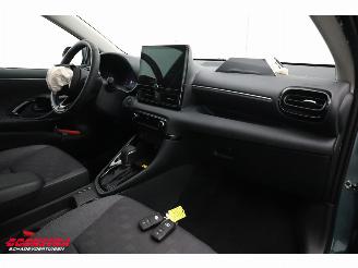 Toyota Yaris 1.5 Hybrid 115 Dynamic LED ACC LRHZ SHZ Camera PDC 3.421 km! picture 14