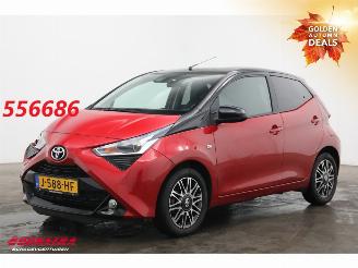Vaurioauto  passenger cars Toyota Aygo 1.0 VVT-i x-clusiv Apple/Android Clima Cruise Camera PDC 15.694 km! 2020/8