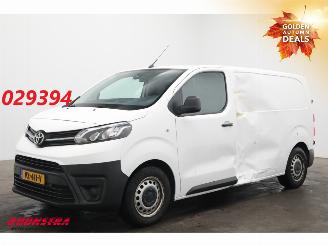krockskadad bil bedrijf Toyota Proace 1.6 D-4D Cool Comfort Airco Cruise AHK 2016/7
