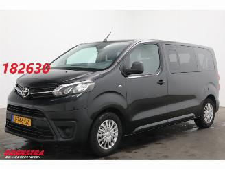 Schade bestelwagen Toyota Proace 1.5 D-4D 9-Pers. Navi Airco Cruise PDC AHK 145.409 km! 2020/9