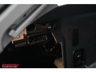 BMW 3-serie Touring 318i Aut. Corporate LED Navi Clima Cruise PDC AHK picture 18
