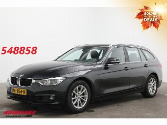 krockskadad bil auto BMW 3-serie Touring 318i Aut. Corporate LED Navi Clima Cruise PDC AHK 2017/12