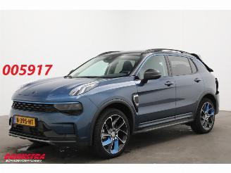 uszkodzony samochody osobowe Lynk & Co 01 1.5 PHEV LED Pano ACC Memory Infinity Camera 2021/10