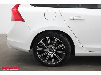 Volvo V-60 2.4 D5 Twin Engine Summum Memory Leder Cruise SHZ AHK picture 13