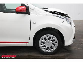 Toyota Aygo 1.0 VVT-i x-play Apple/Android Airo Cruise Camera 57.976 km! picture 5